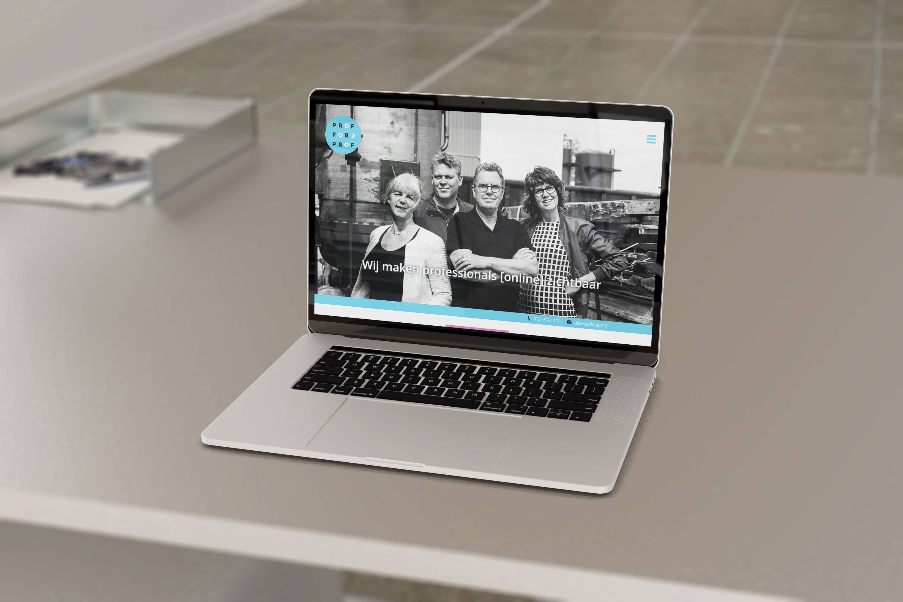 HTML5 Bootstrap Template by colorlib.com